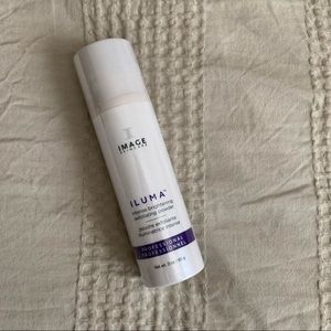 Image Iluma Exfoliating Powder